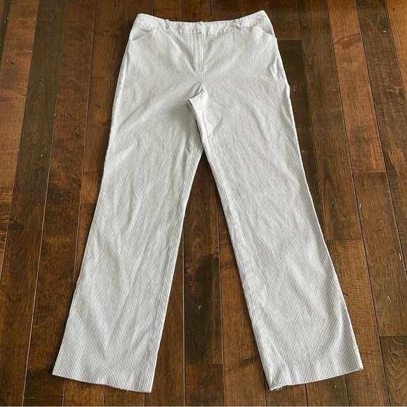 Talbots Seersucker Stretch Straight Leg Trousers Light blue White Size 8 Striped - Picture 1 of 10